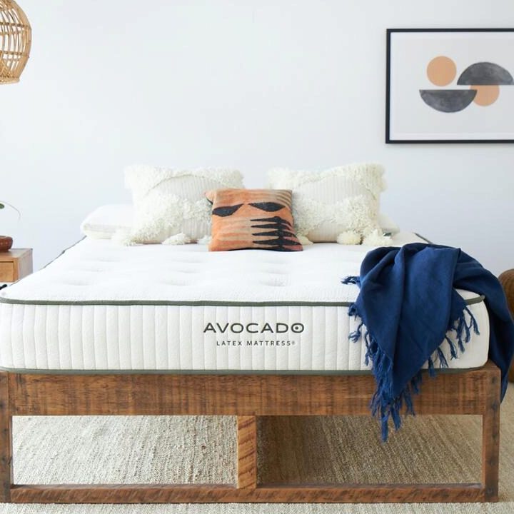 Avocado Green Mattress: Direct-to-consumer mattresses and bedding brand. Products are made from organic and non-toxic materials.