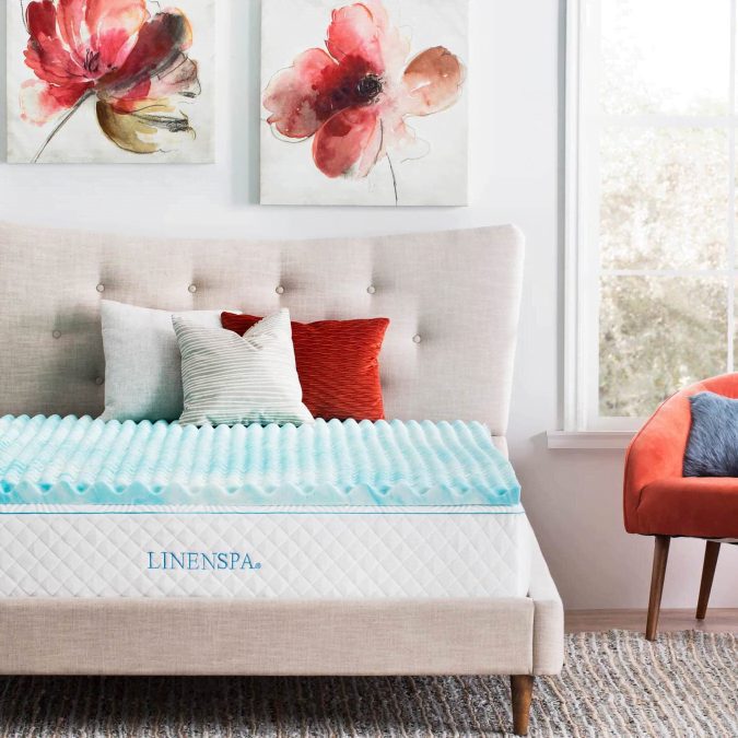 linenspa: Affordable mattress company specializing in memory-foam products that mold to the body.