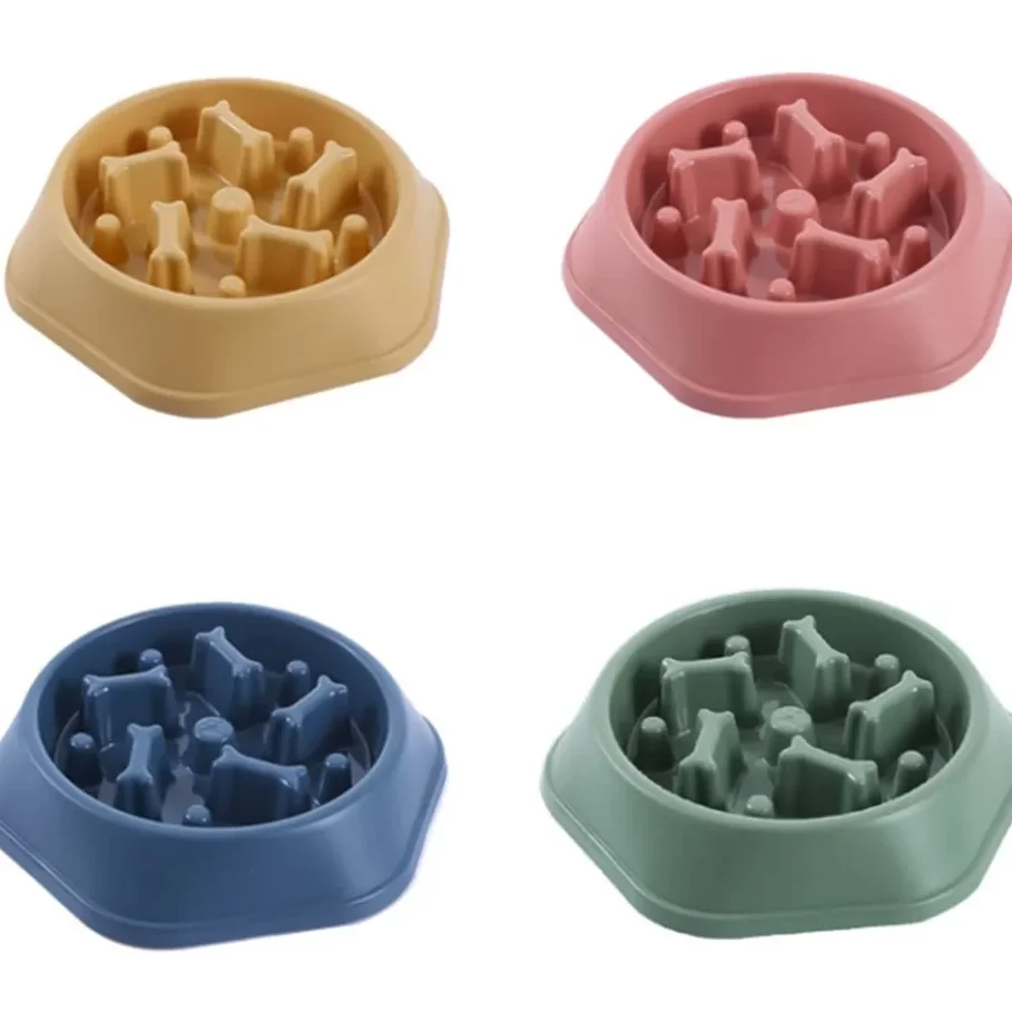 Slow feeder bowl: Pet food bowl featuring anti-gulp rivets designed to prolong feeding.