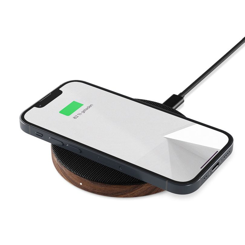 qi-certified: Wireless charging standard. Products with this accreditation have been extensively tested by the Wireless Power Consortium.